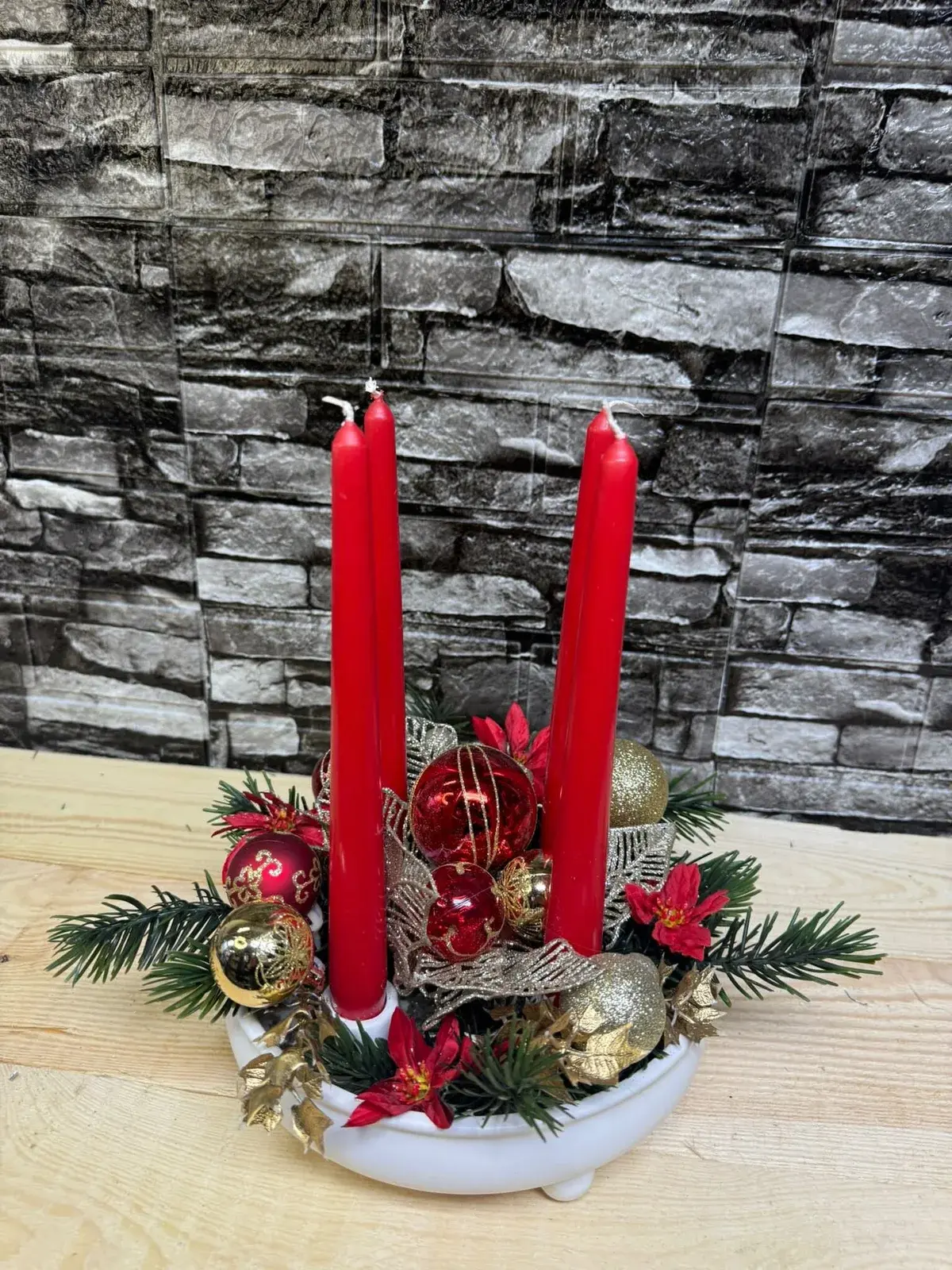 Adventsgesteck, rot / gold